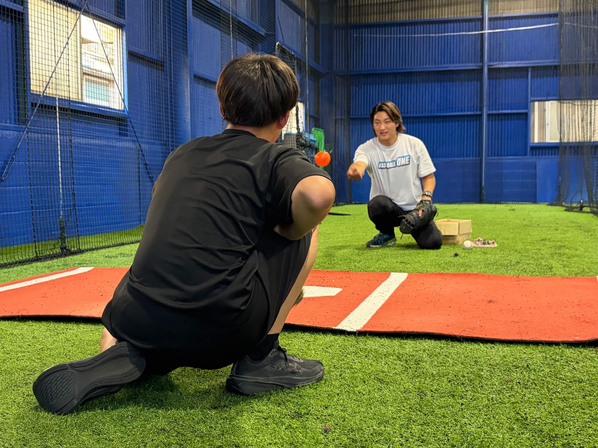 キャッチャーへの個別指導の様子